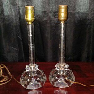 Pair of Vintage Art Deco Crystal Base Geometrical Diamond Shaped Table Lamp Ligh